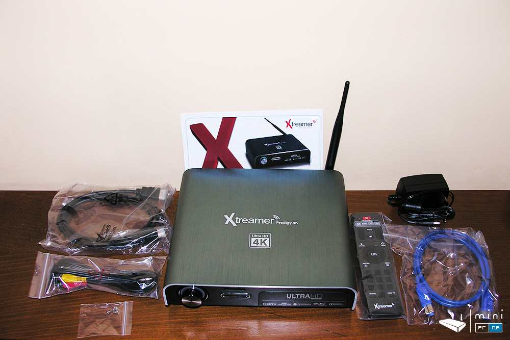 The Xtreamer Prodigy 4K and it's accessories